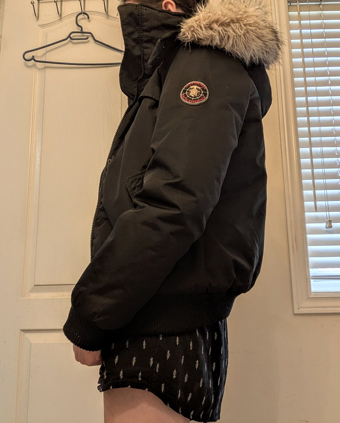 Thick Black Winter Coat/ Jacket - size Medium - photo 5