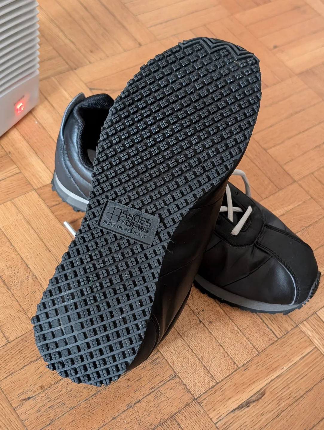 Women's Shoes For Crews Slip, Oil And Water Resistant  Sneakers image indicator(5)