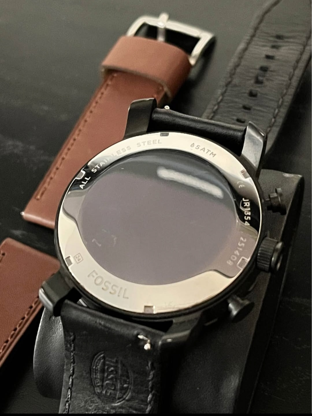 Fossil Men's Black Leather Chronograph Watch with Extra Strap - photo 3