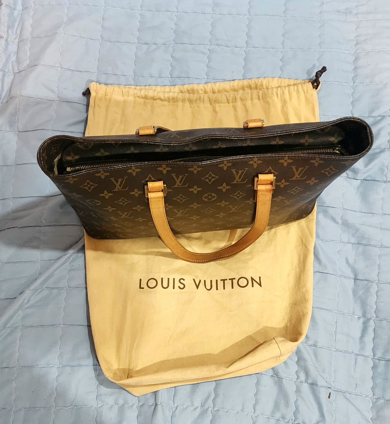 Louis Vuitton Monogram Canvas Tote Bag - photo 2