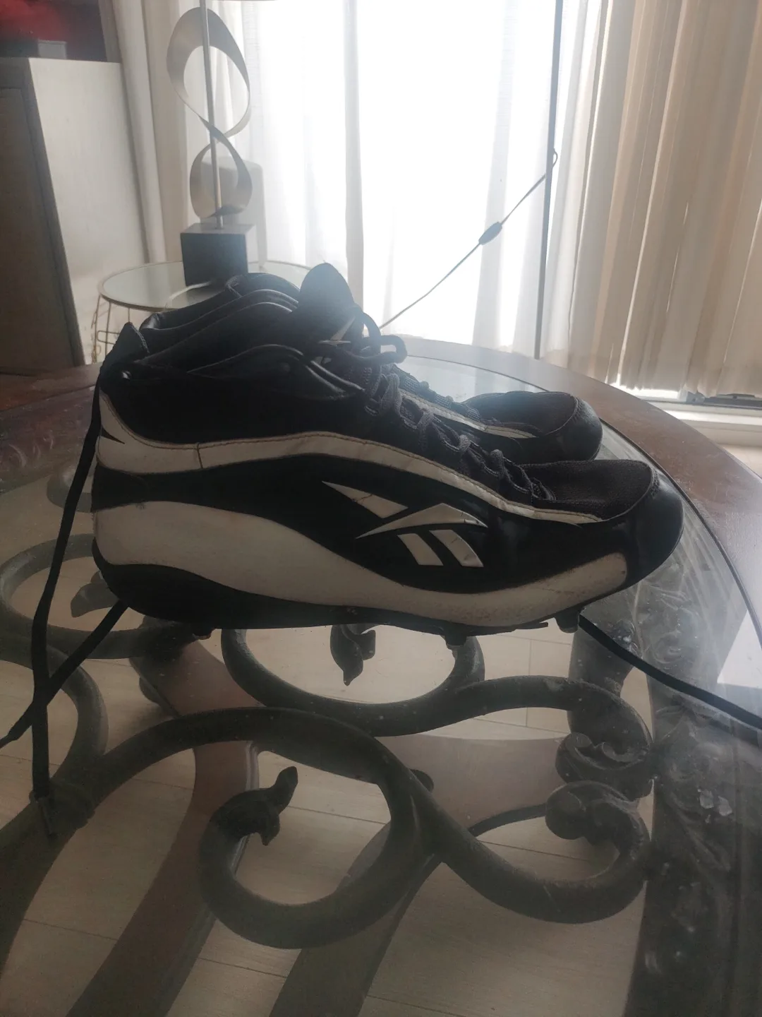 Reebok Football Cleats - Size US Men's 15 image indicator(2)