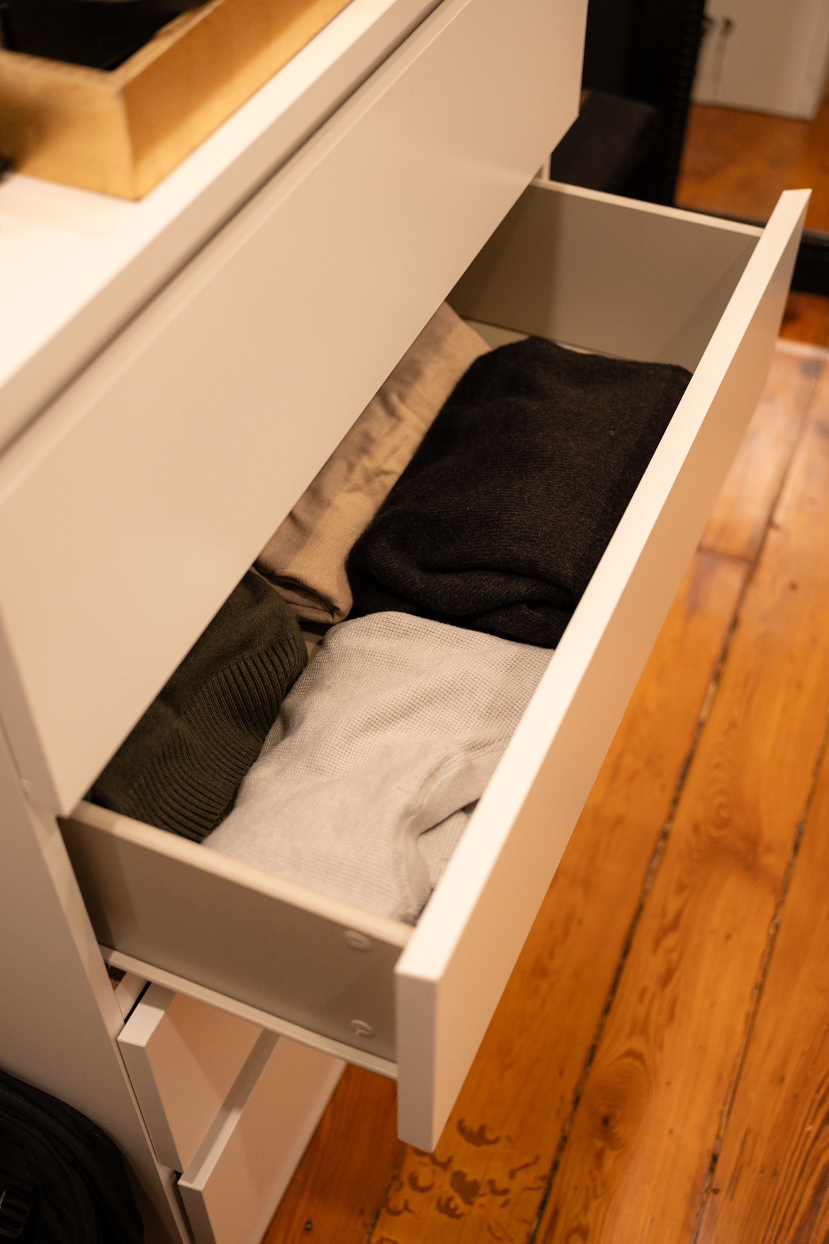 White ikea dresser - photo 3