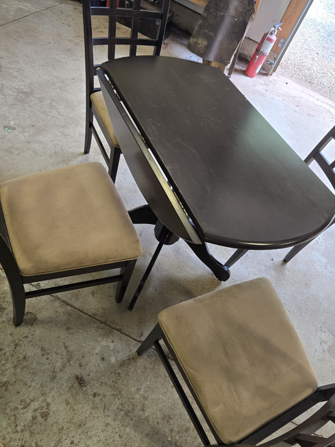 Dark Brown Drop-Leaf Pedestal Table and Four Cushion Chairs - photo 2