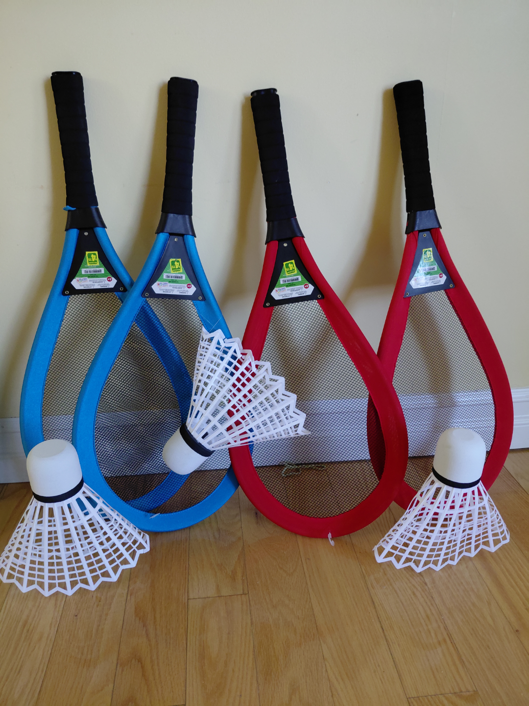 Outdoor Badminton Set + Extra Shuttles - photo 2