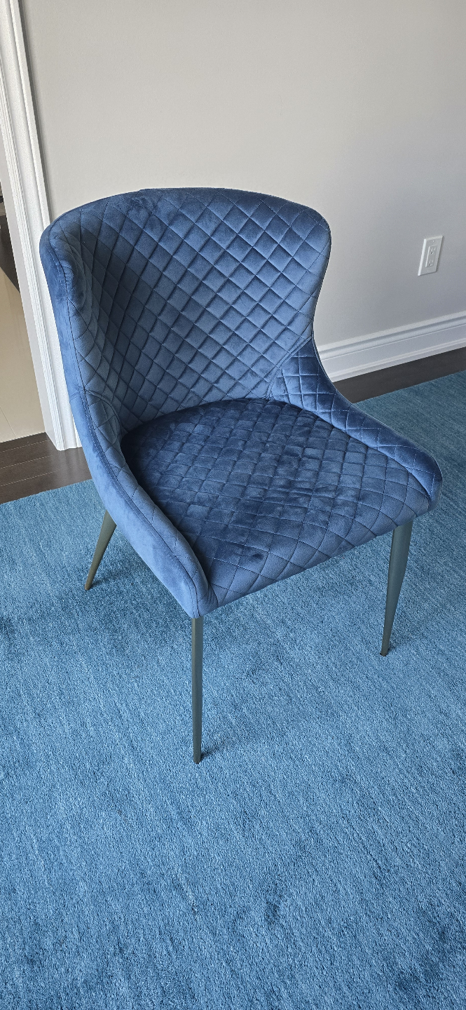 Blue Velvet Chair with Metal Legs - photo 3
