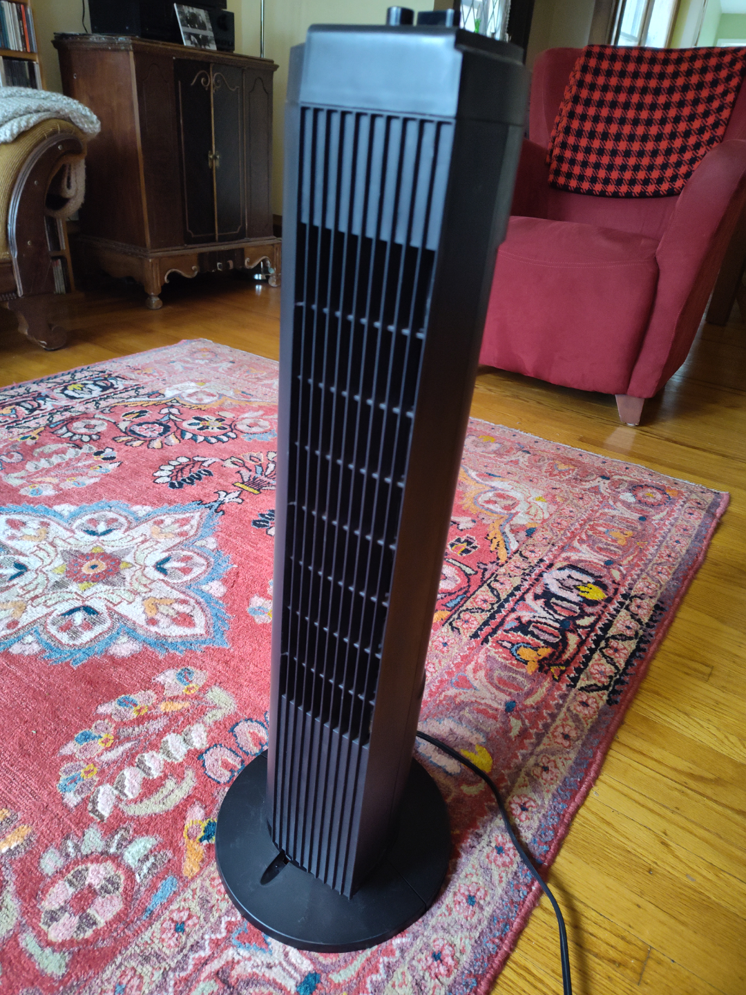 Mainstays 28-Inch Oscillating Tower Fan - photo 2