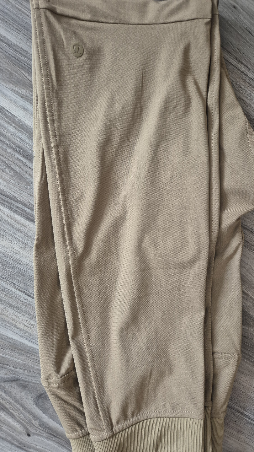 Lululemon ABC Joggers - Size 6 - photo 3