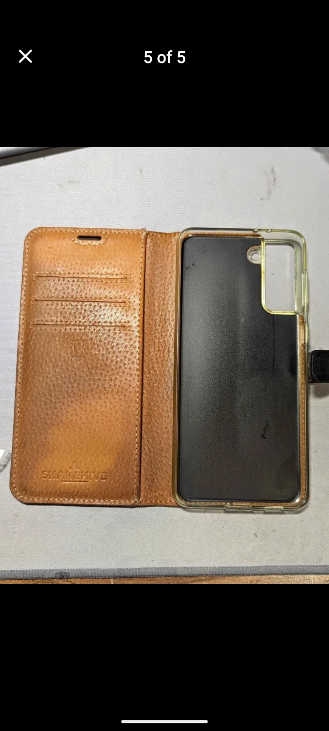 Leather wallet style case for a Samsung S21 image indicator(5)