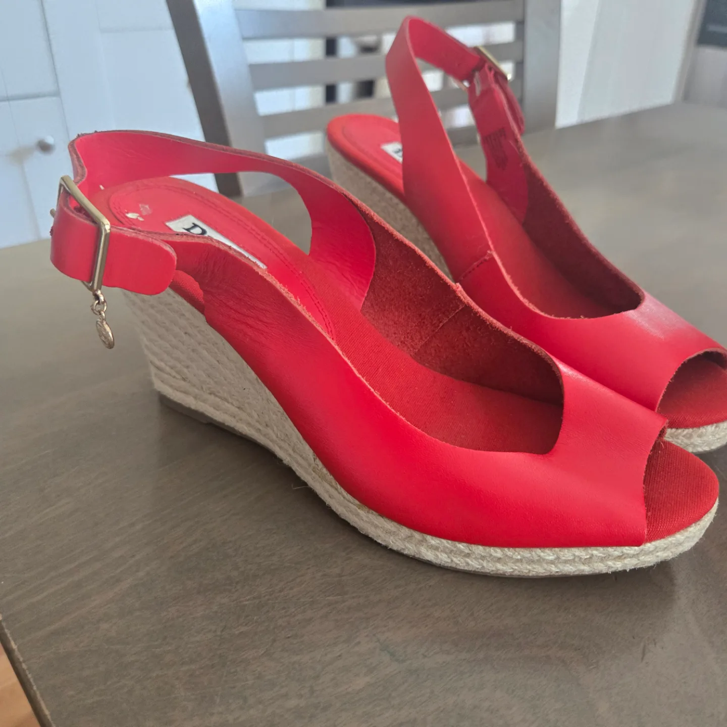Dune London Red Wedge Heels Size 6M image indicator(2)