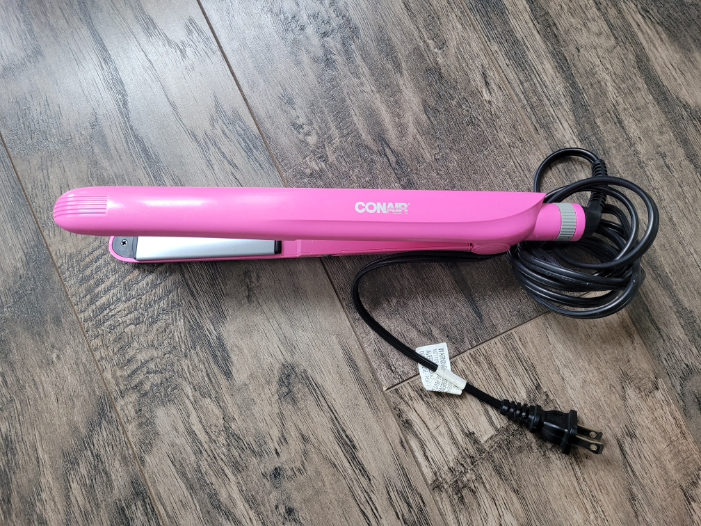 Conair Hair Straightener - photo 2