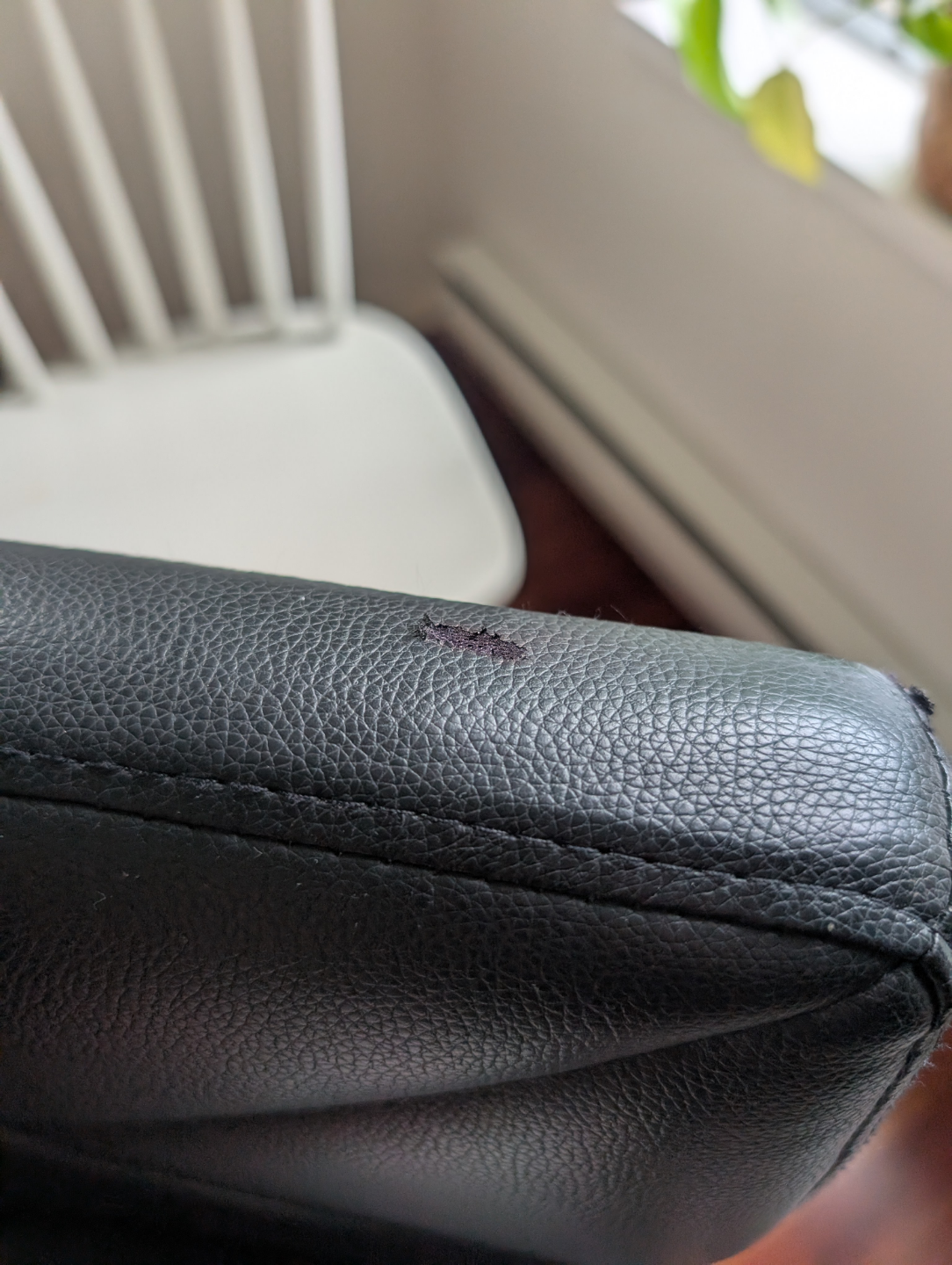 Pair of Black PU Leather Bar Stools - photo 3