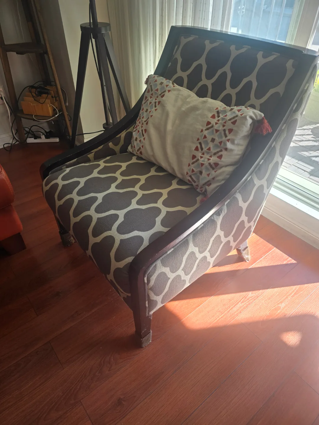 Stylish Accent Chair with Patterned Upholstery thumbnail