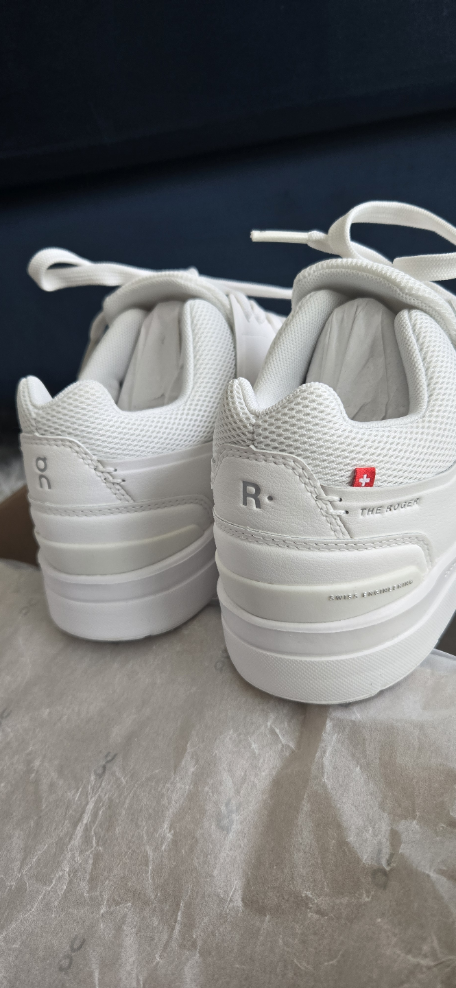 On Cloud Roger White Sneakers - Size 6.5 - photo 3