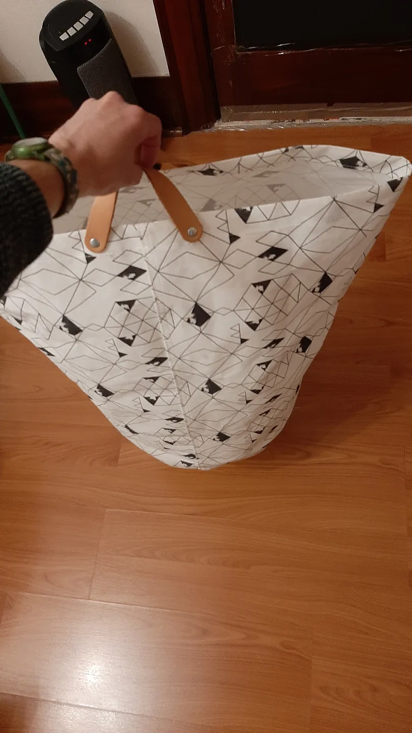 IKEA Laundry Basket with Leather Handles image indicator(6)