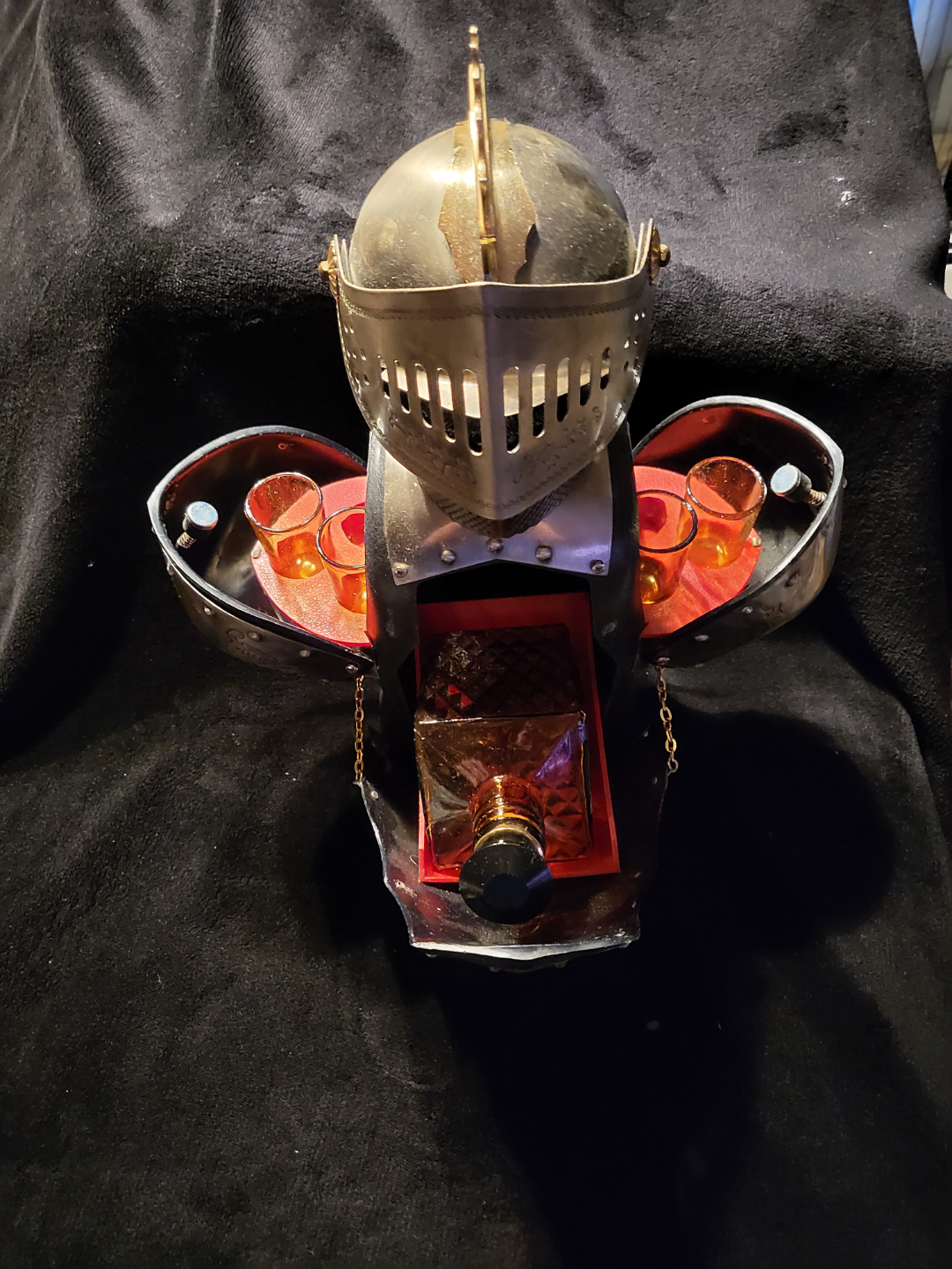 Vintage Knight Liquor Set with Shot Glasses🏒 - photo 3
