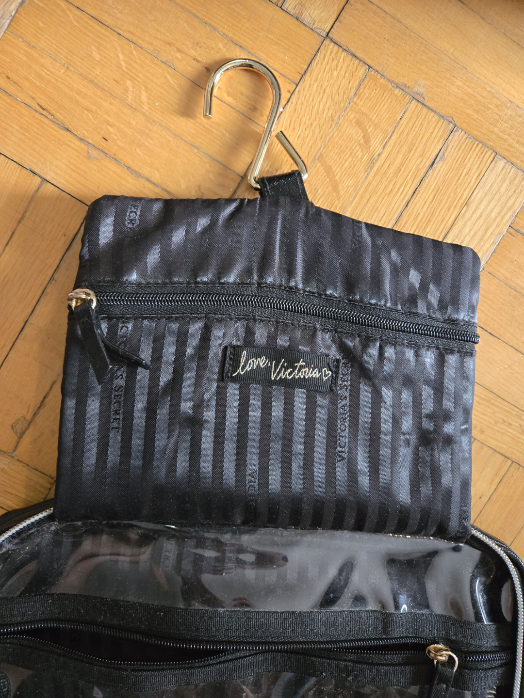 Victoria's Secret Travel Makeup Bag - Black - photo 4