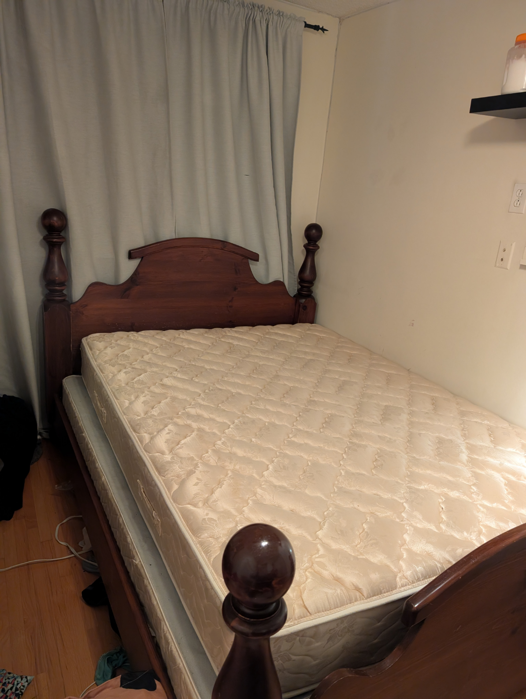 Queen bed frame with mattress - photo 4