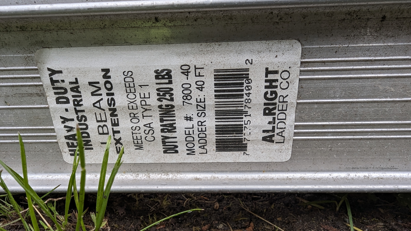 Pair of Al-Right 40ft Heavy-Duty Industrial Extension Ladders - photo 3