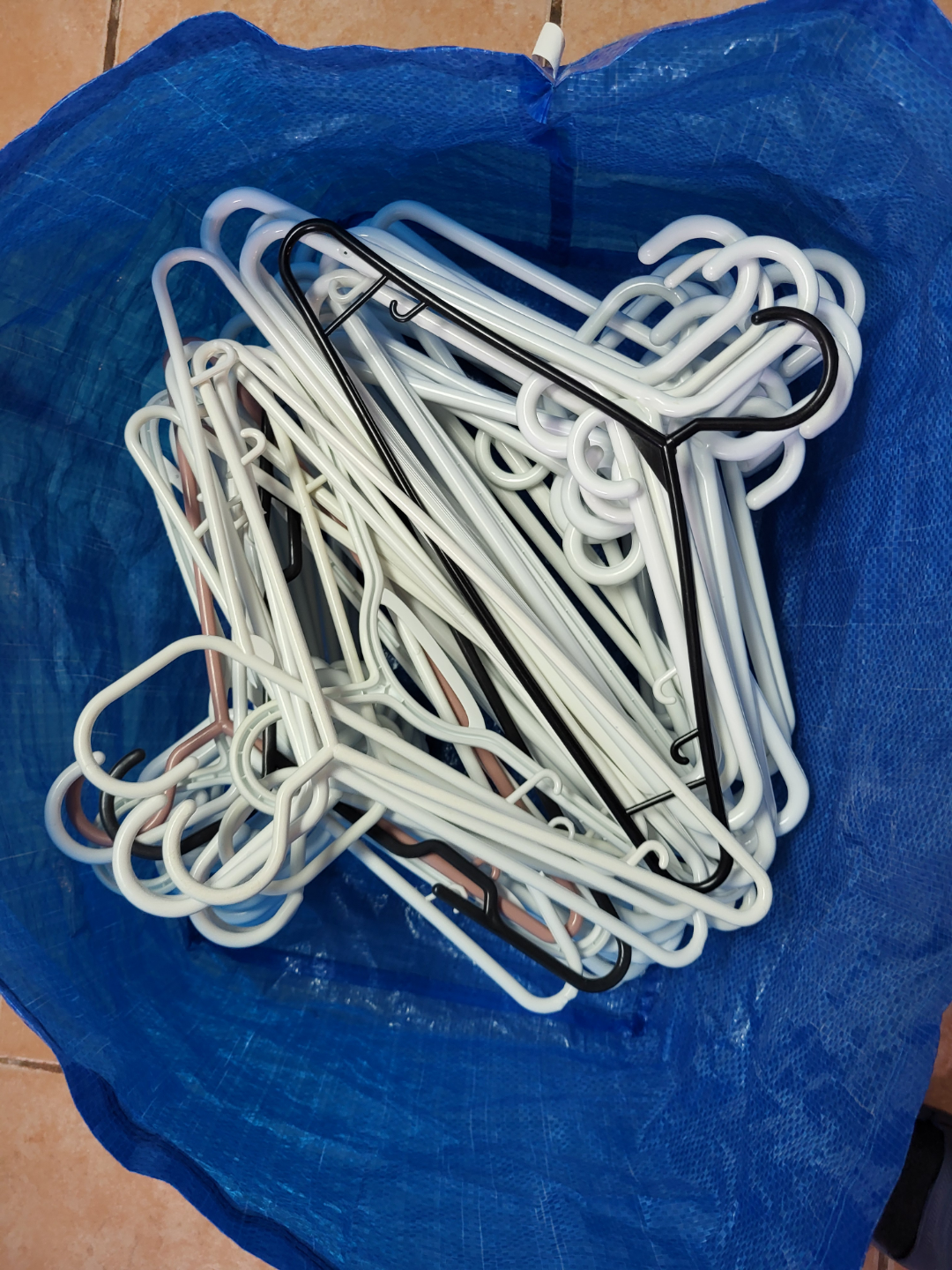 Bag of Plastic Clothes Hangers - photo 2