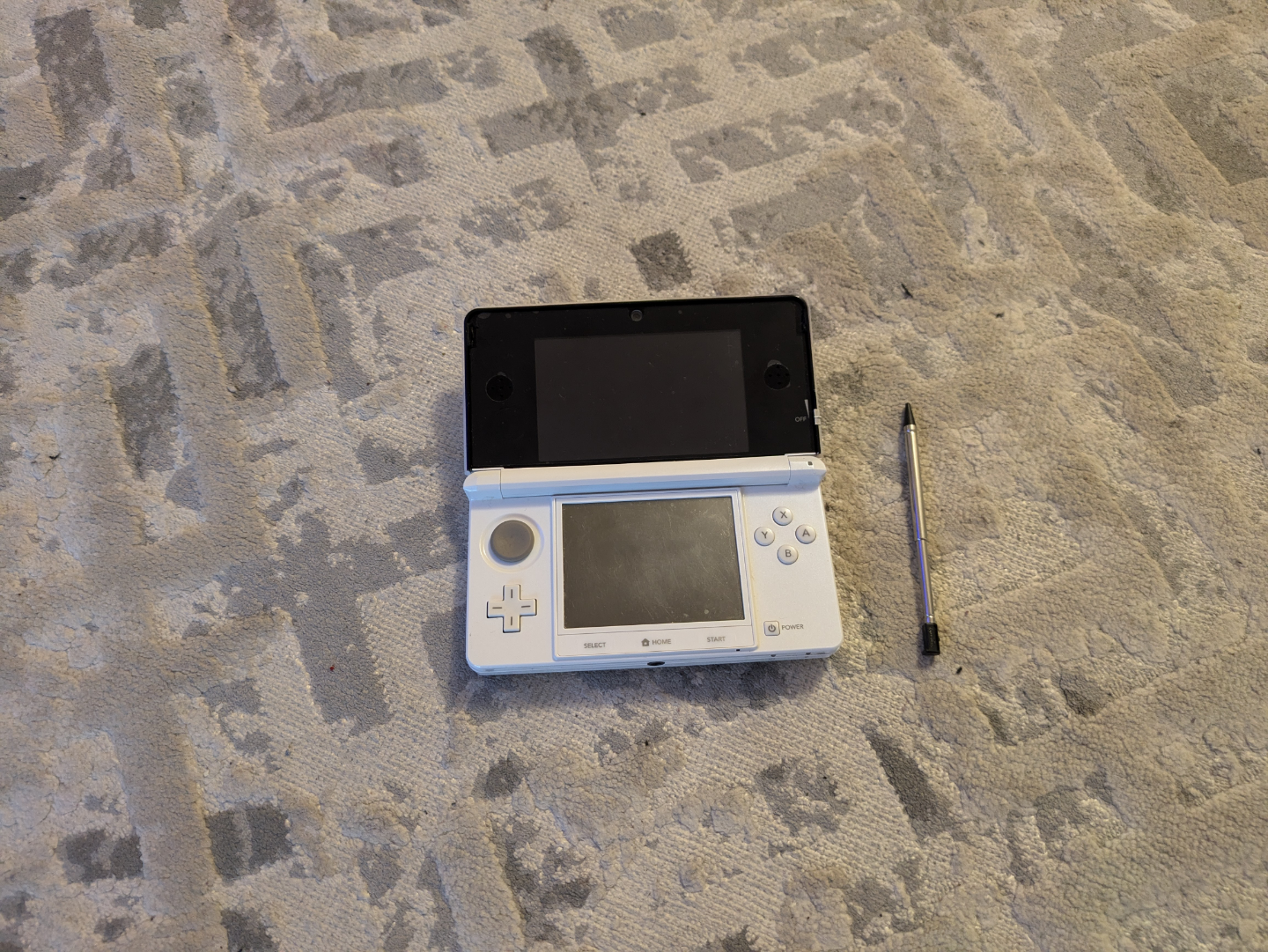 White Modded 3DS + games for a functional PS vita, or 150$ - photo 4