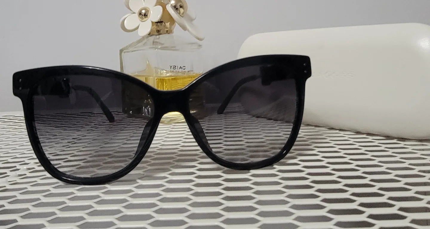 Marc Jacobs 130/S Sunglasses - Black image indicator(3)