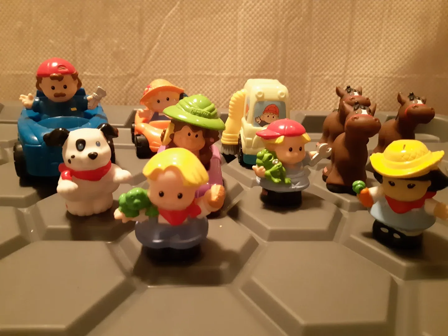 Lot of 10 Little People Figures and Vehicles thumbnail