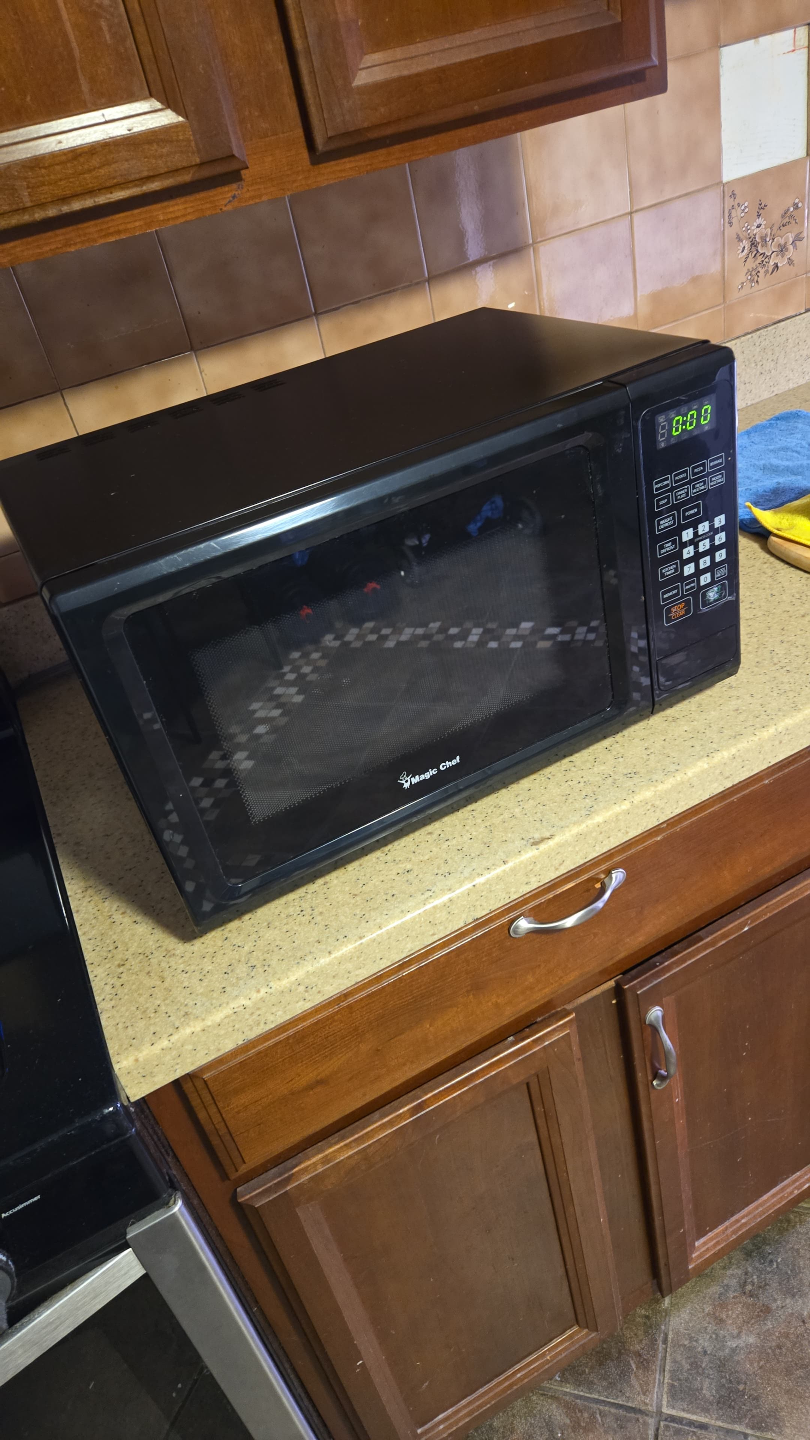 Magic Chef Microwave