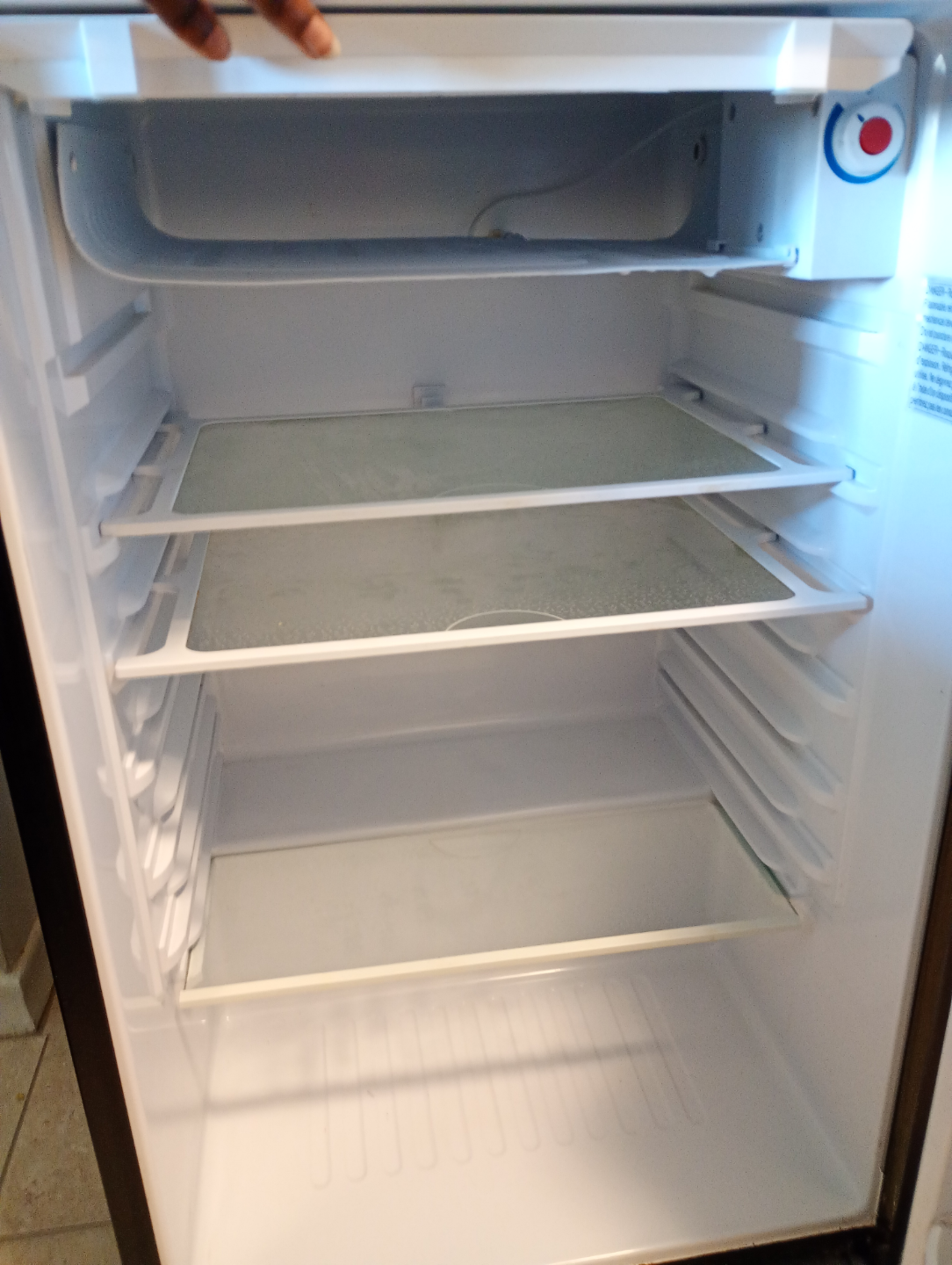 Danby 3.2 cu. ft. Compact Refrigerator - Black - photo 3