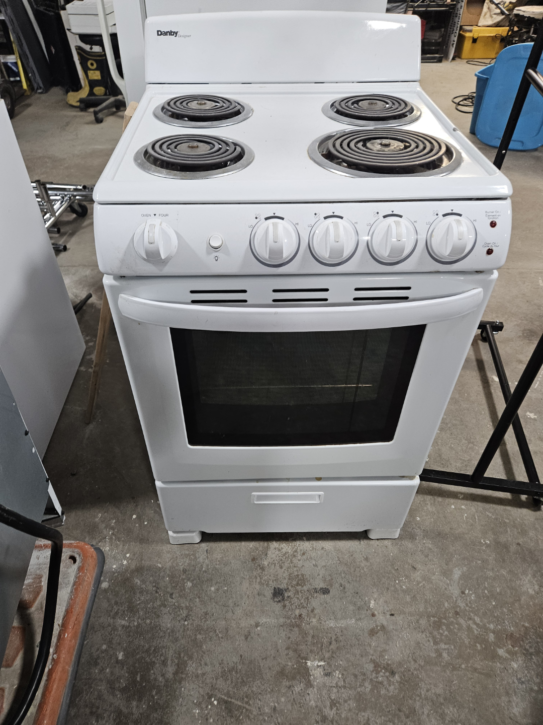 Danby Designer 4-Burner Electric Stove 24"