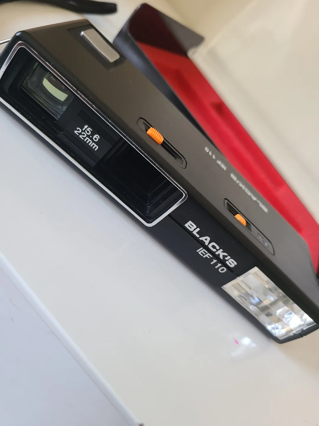 Black's IEF 110 Camera Untested image indicator(9)