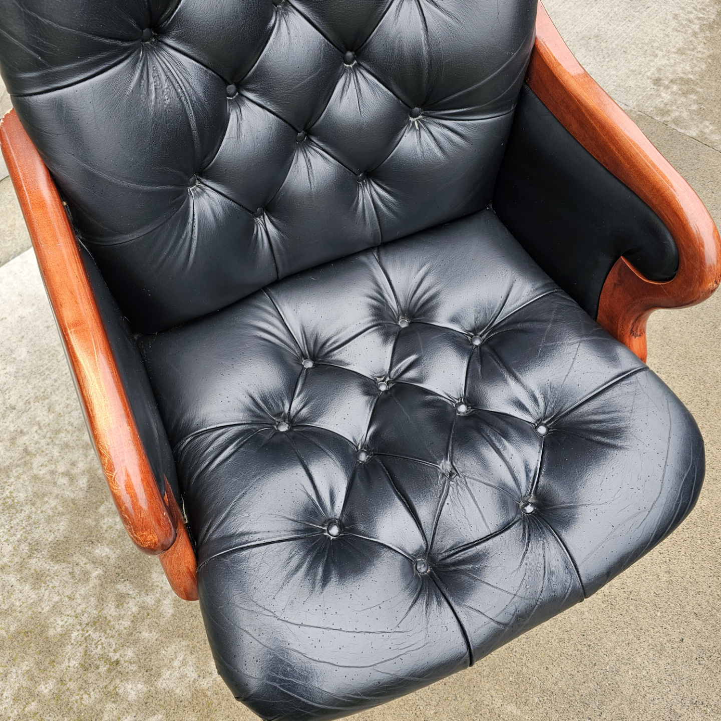 Executive Office Chair - Black Leather & Wood - photo 4