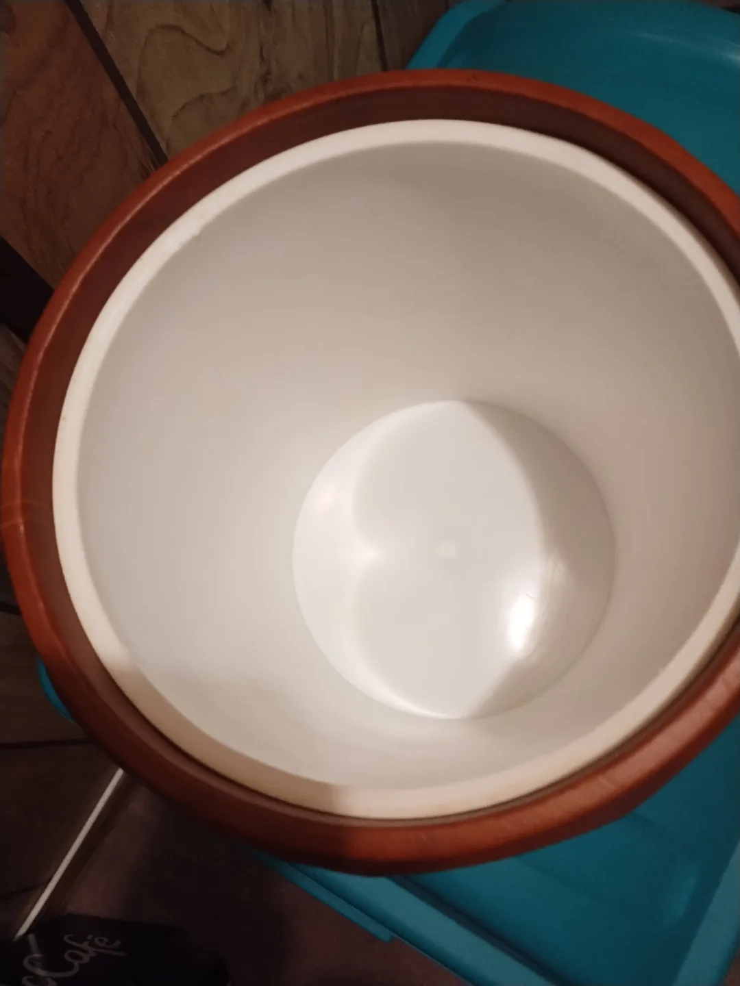 Vintage Sheldon Ware Ice Bucket image indicator(3)