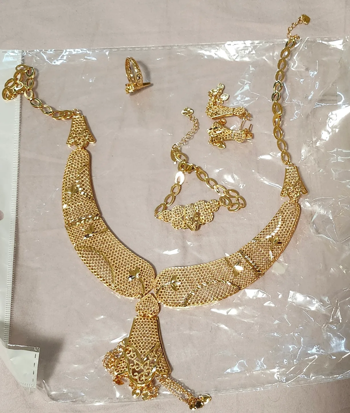 Gold-toned Jewellery Set - Necklace, Bracelet, Earrings, Ring thumbnail