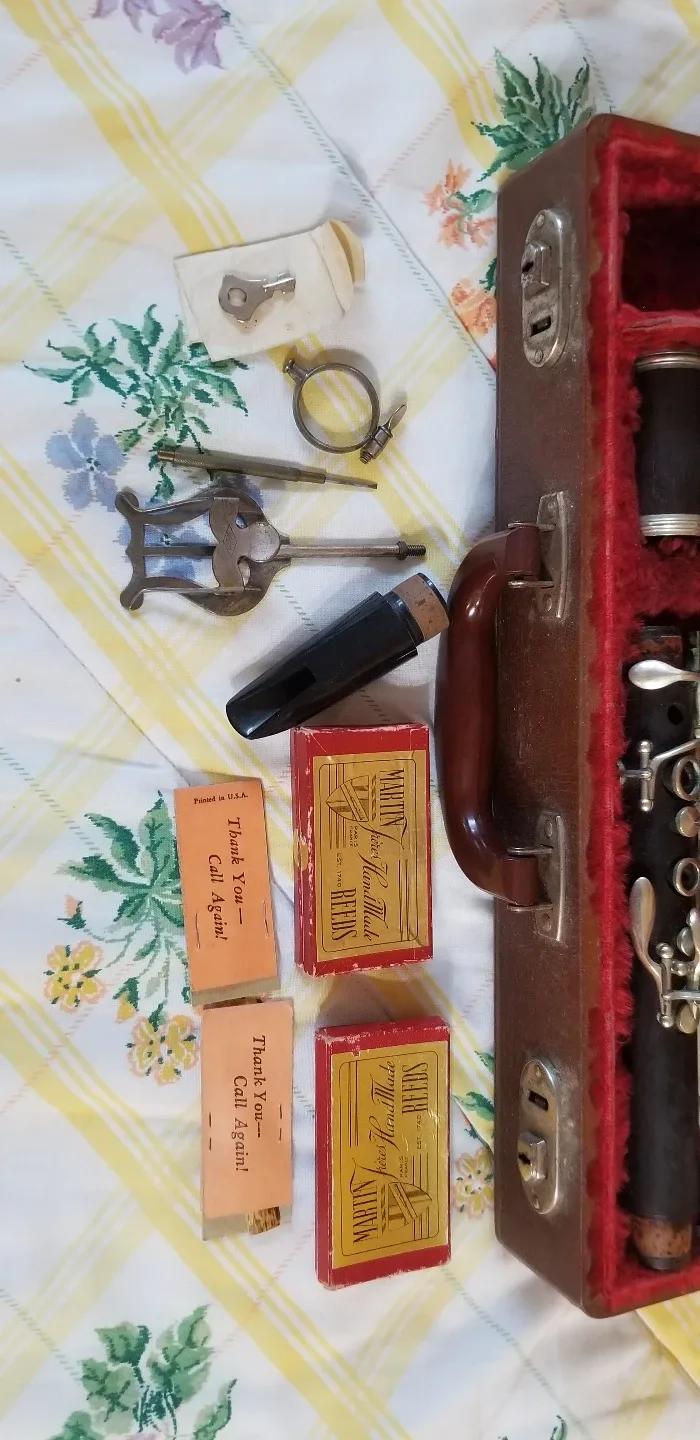 Vintage Martin Freres Handmade Clarinet with Case image indicator(9)