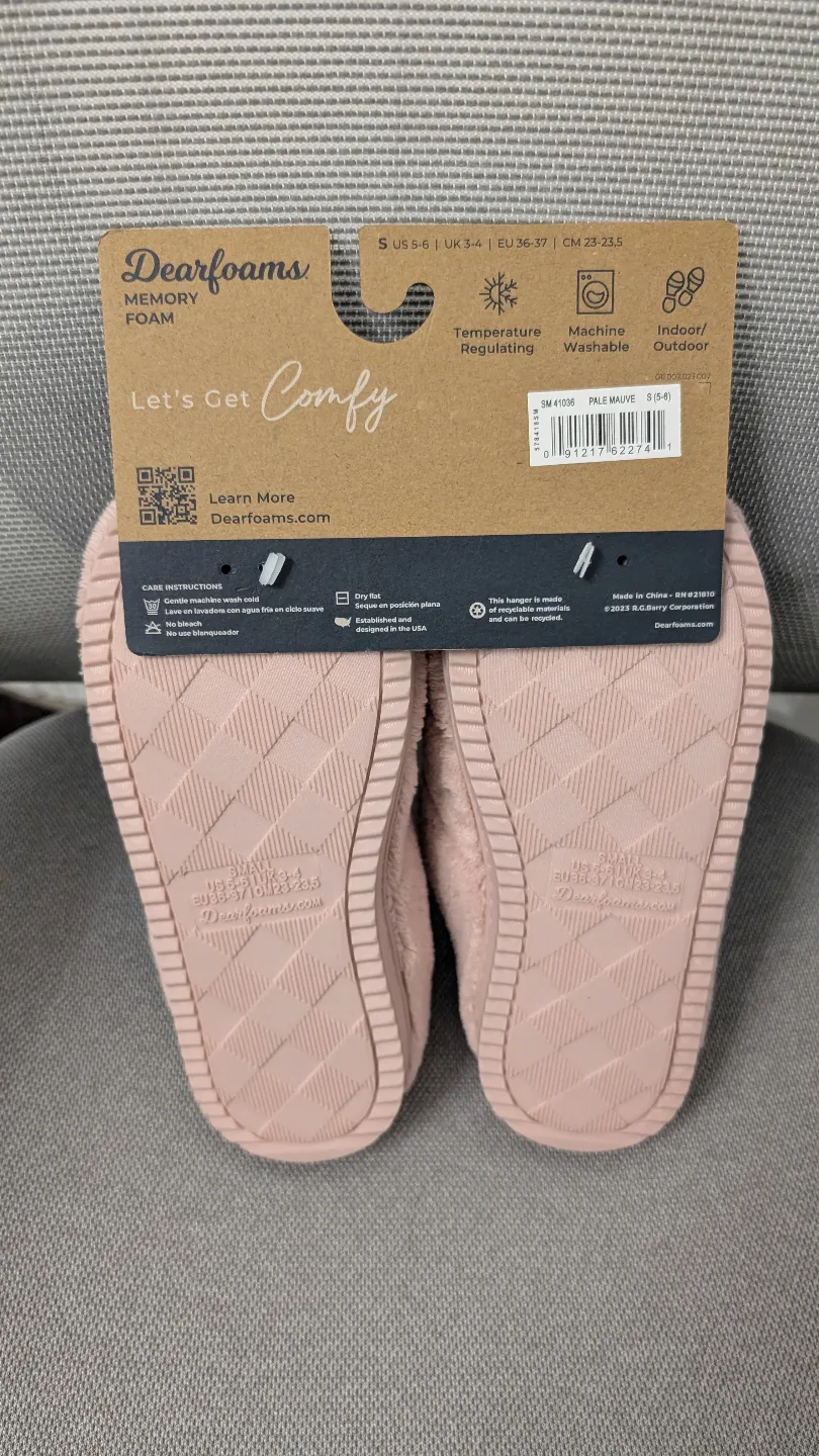 Dearfoams Women's Size 5-6 Pink Memory Foam Slippers image indicator(2)