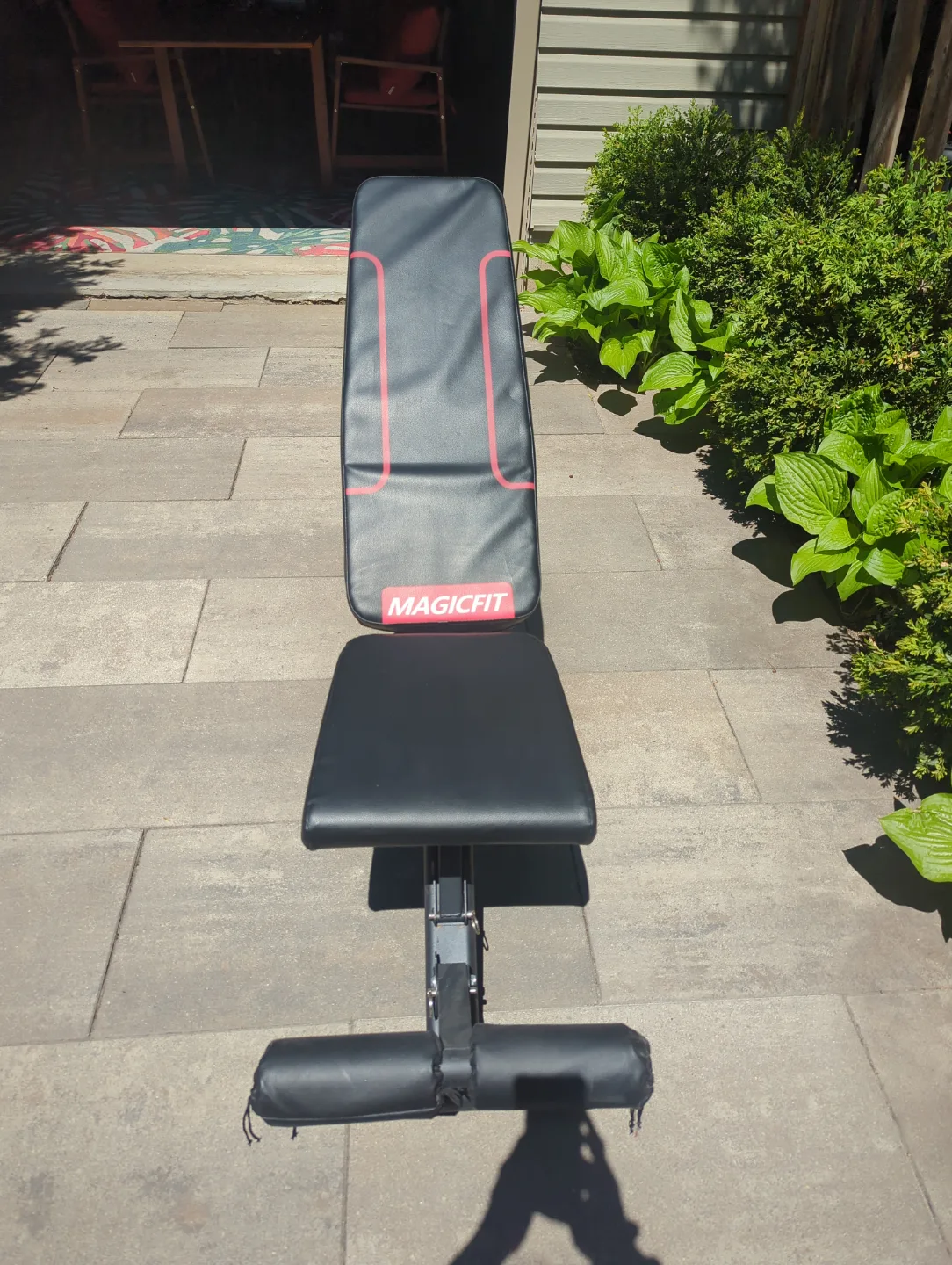 7 Levels Adjustable and Foldable Weight Bench thumbnail