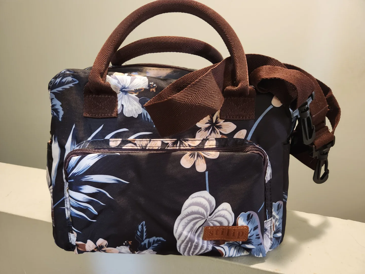 Stilip Floral Insulated Lunch Bag thumbnail