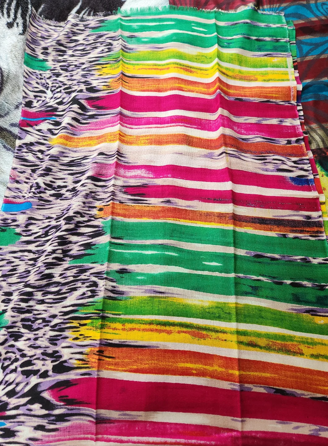 Set of Three Vibrant Shawls image indicator(4)