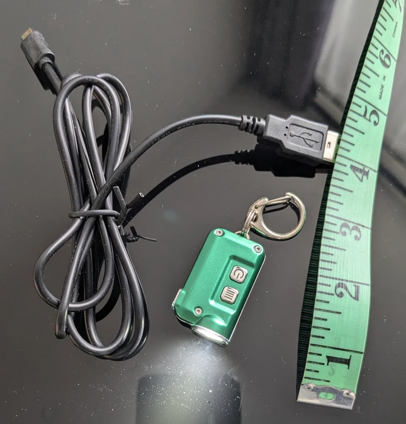 🏒FREE NITECORE TINI Keychain Flashlights - Blue & Green image indicator(4)