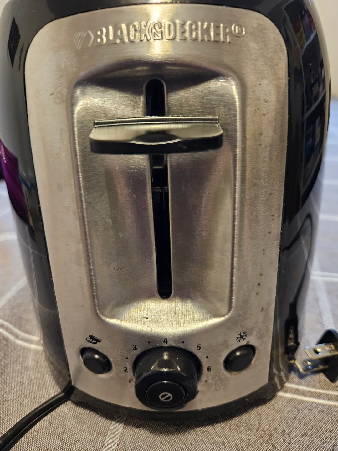 Black & Decker 2-Slice Toaster 🧡 image indicator(2)