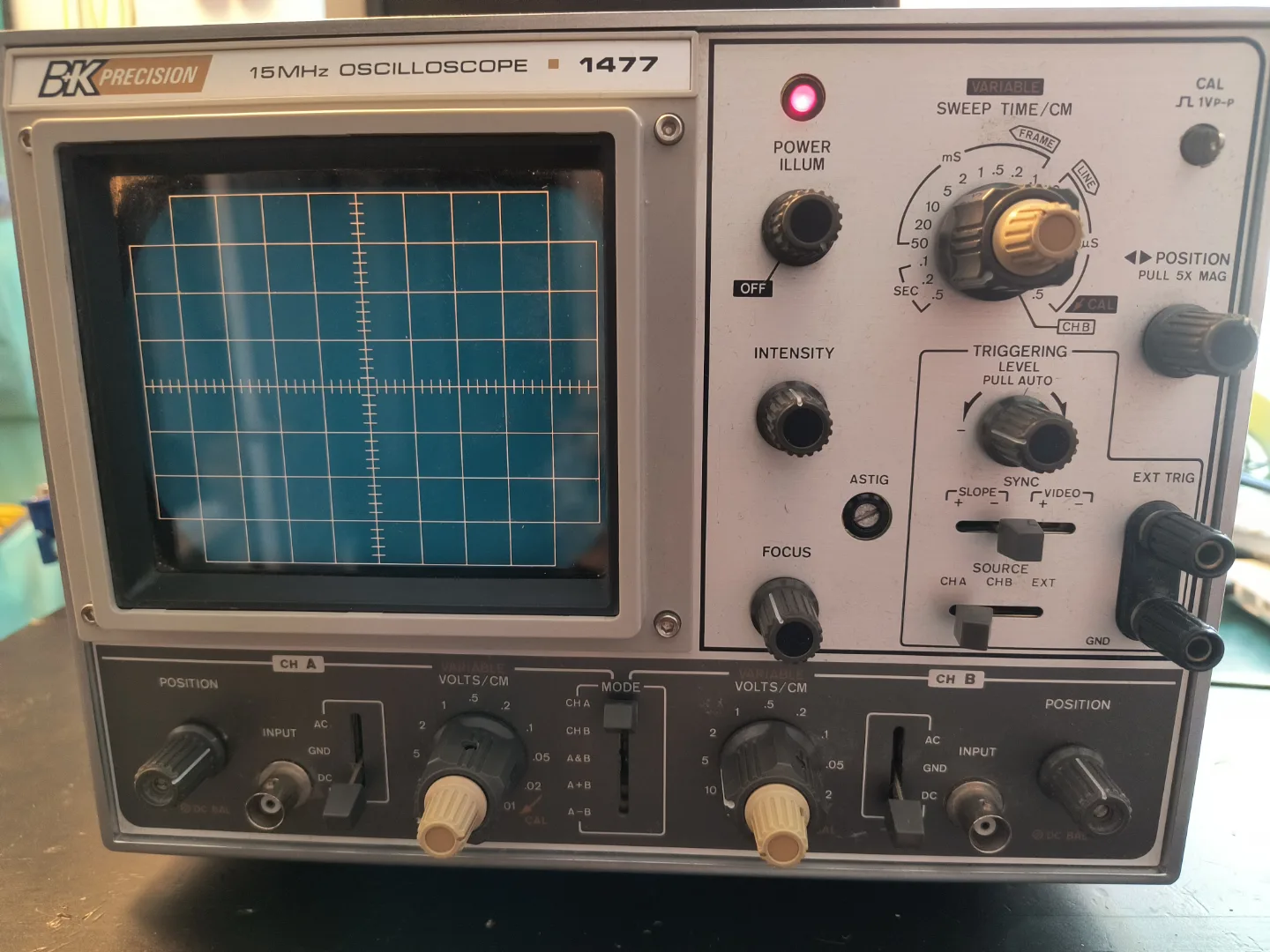 15MHz Oscilloscope BK Precision Model 1477 thumbnail
