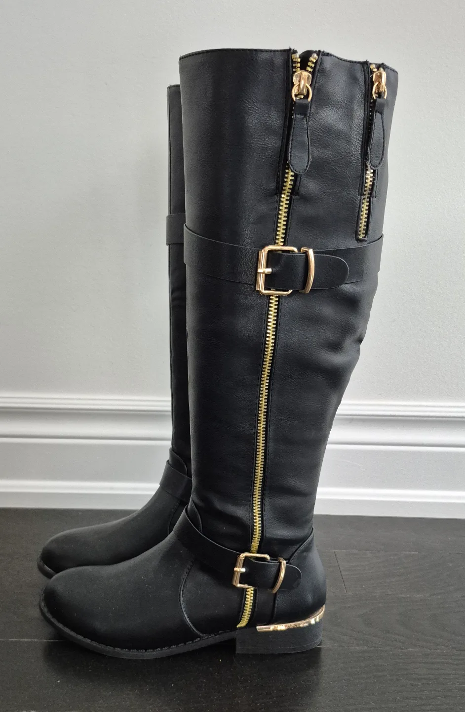Steve Madden Black Knee-High Boots, Size 8  - BRAND NEW!! thumbnail