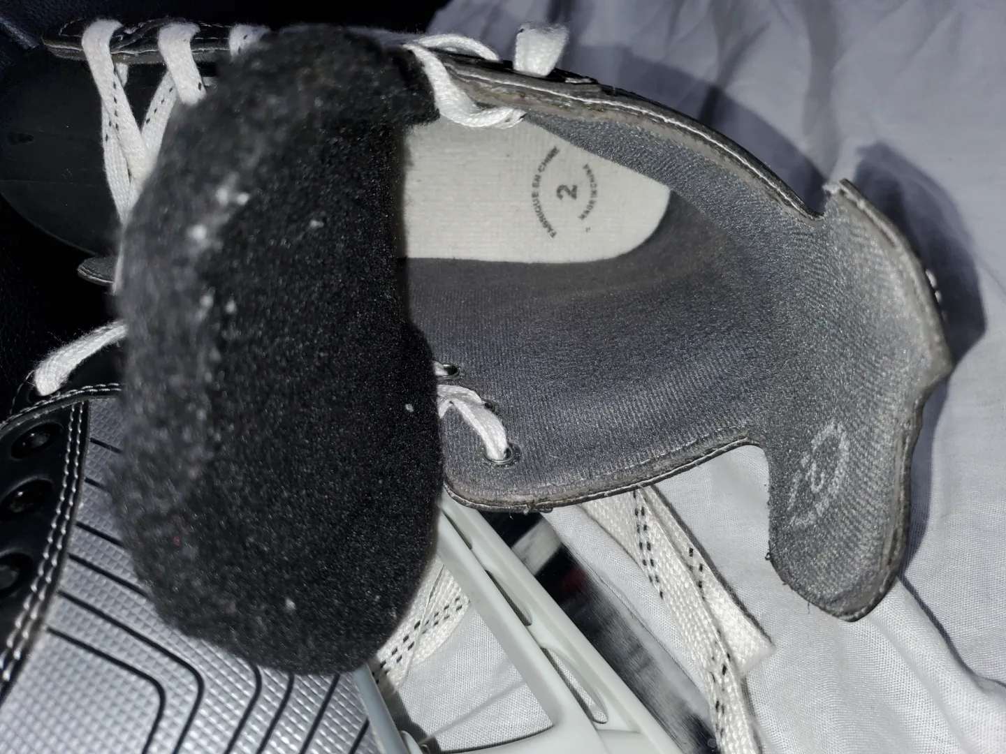 Canadien GDS Hockey Skates - Size 6 image indicator(4)