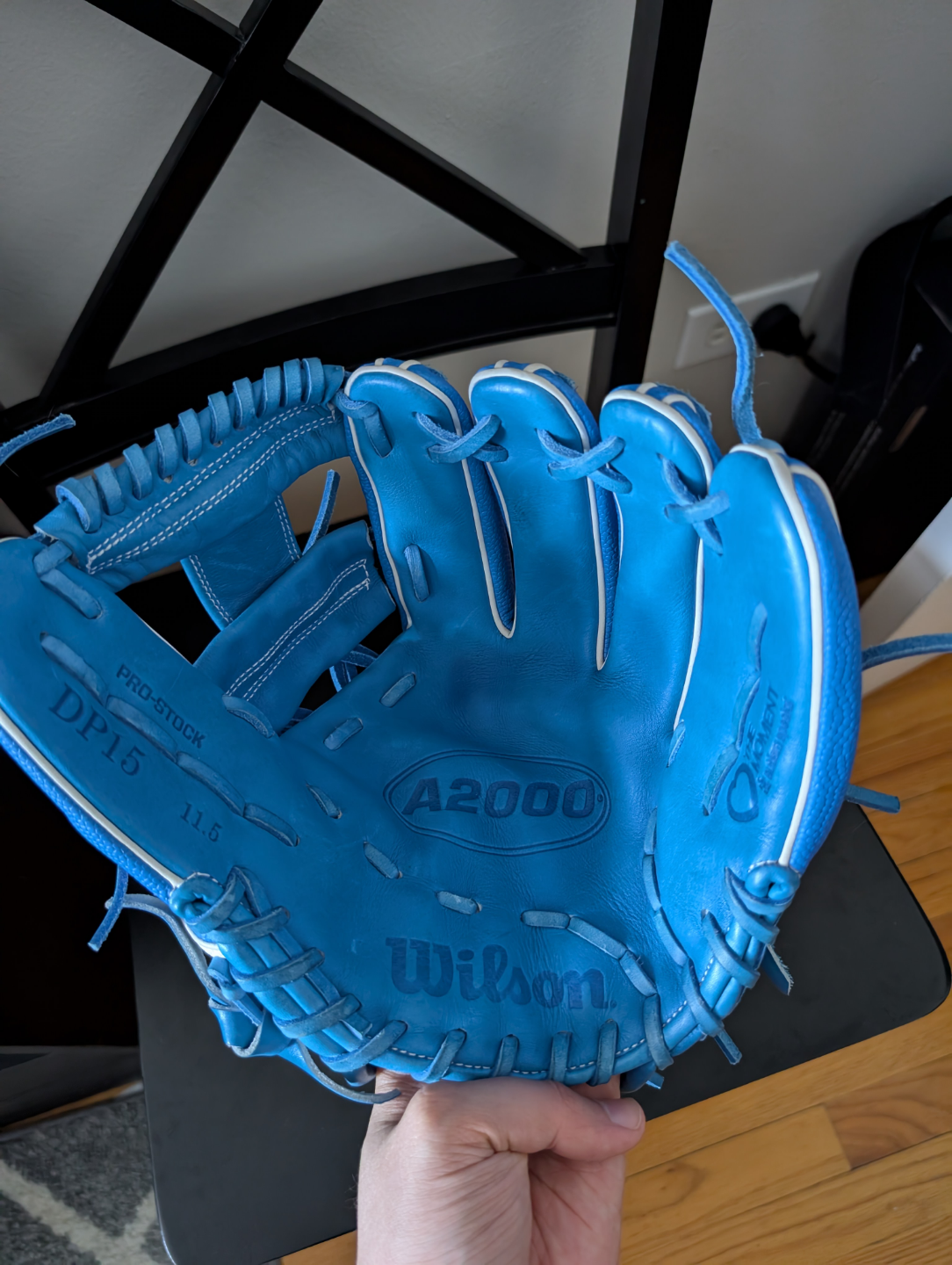 Wilson A2000 DR15 11.5'' Baseball Glove - Blue/White - photo 3