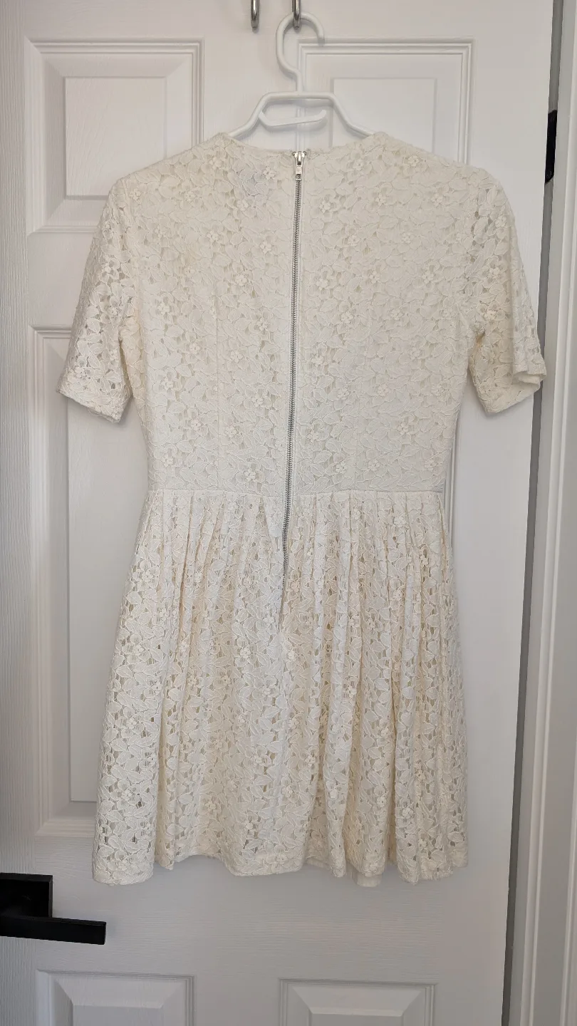 Zara Off-White Lace Fit and Flare Dress image indicator(2)