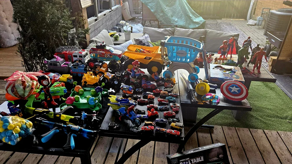 🇨🇦 Toys for kids - Paw patrol, Superheroes  80$ for all image indicator(6)