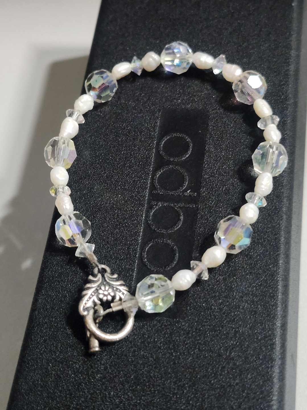 Elegant Beaded Bracelet with Crystal and Pearl Accents - photo 5
