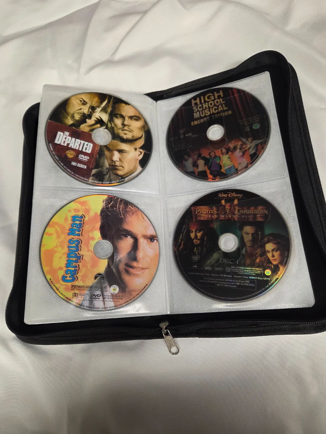 DVD Movie Collection - 20 Discs+ image indicator(9)