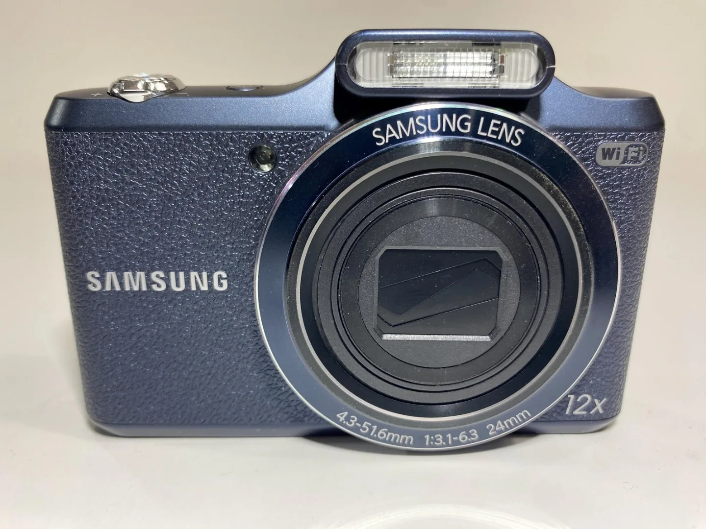 MINT Samsung WB50F 16 MP 12x Optical Zoom Digital Camera thumbnail