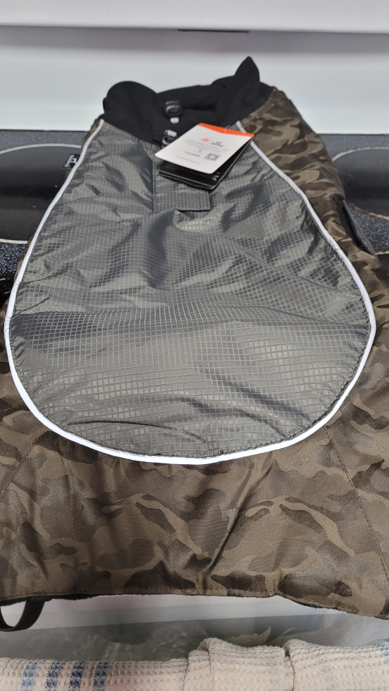 BlackDoggy Dog Coat - Size XL - Camo